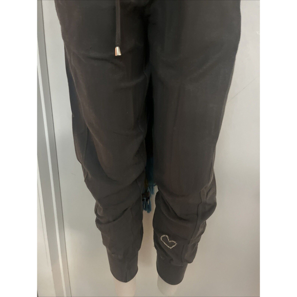 NWT Women’s Distressed Joggers Sweat Pants Grey By Kyla Seo Small - Picture 2 of 5